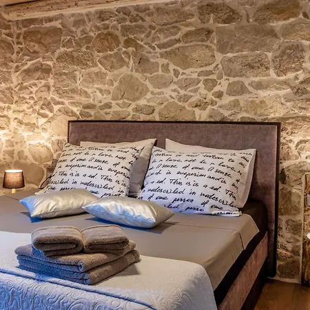Veselici Villa Labin (Istria)
